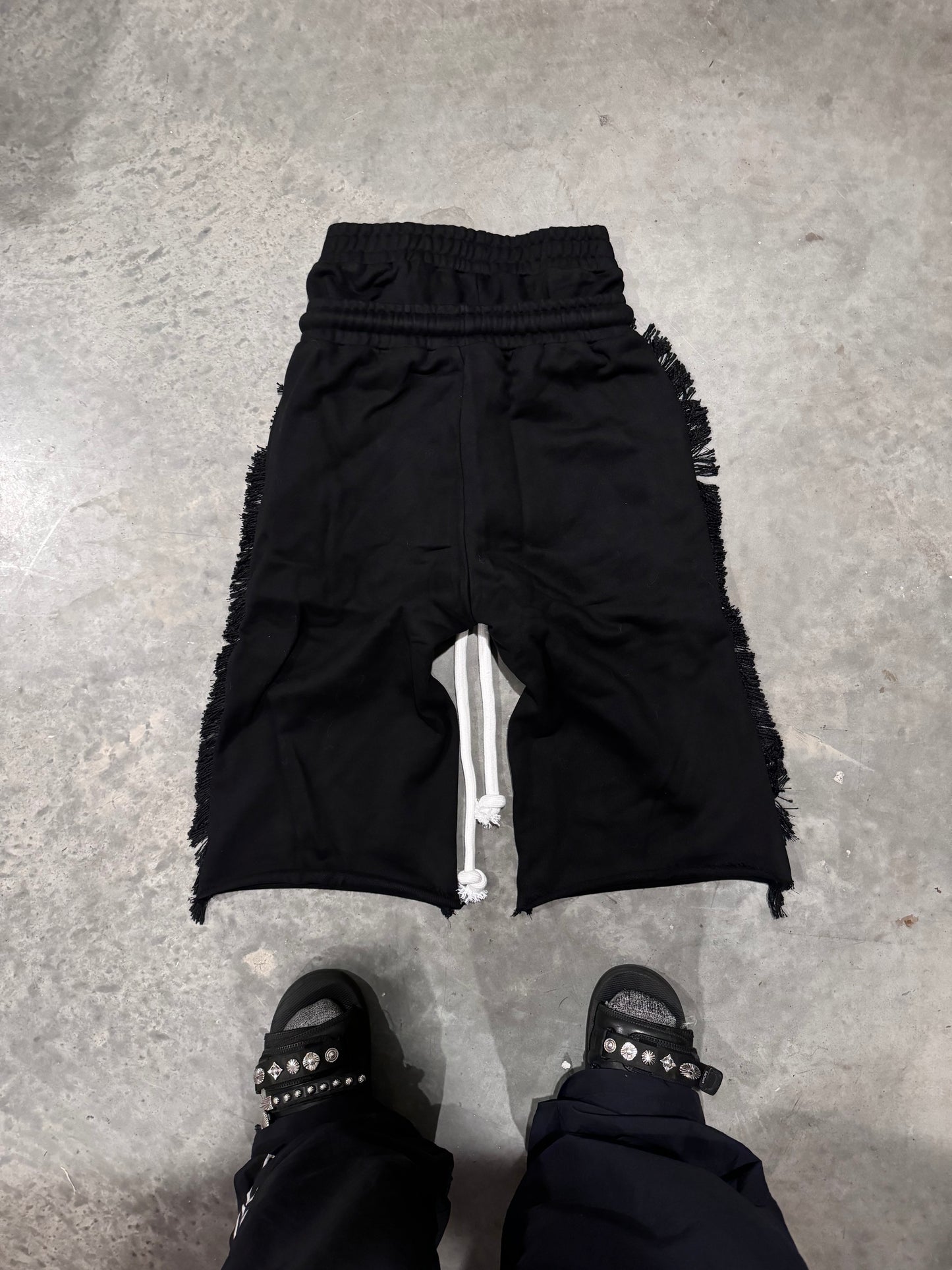 MARROW SAGGING SHORTS